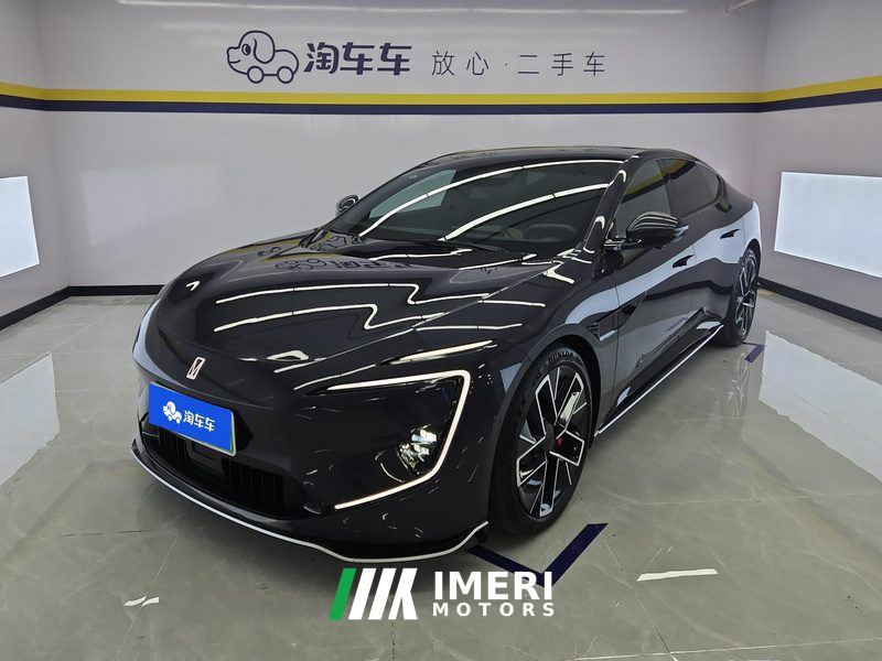 Avatr 12 650 Tri-Laser AWD Performance Edition - car from China