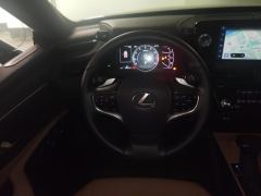 Lexus ES 200 Excellence Edition - ფოტო 18