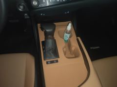 Lexus ES 200 Excellence Edition - ფოტო 19