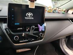 Toyota Corolla Dual-Engine 1.8L E-CVT Elite Edition - фото 17