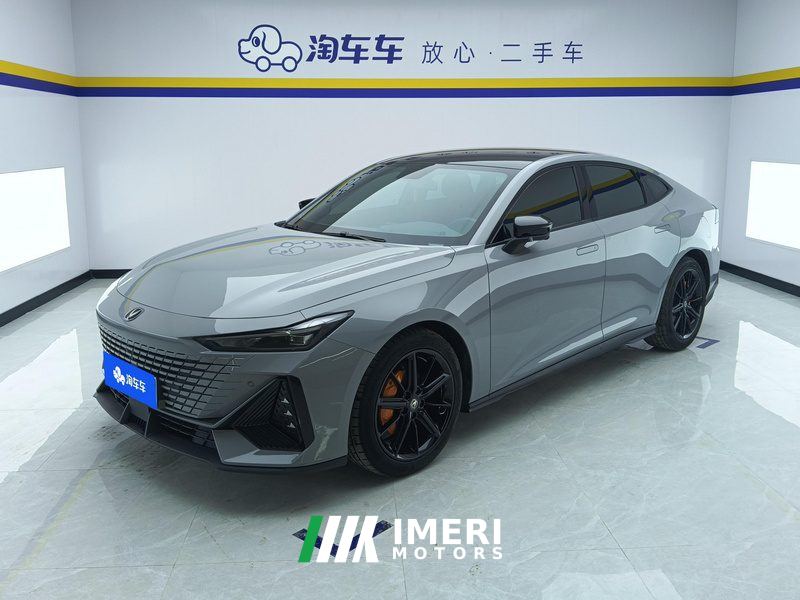 Changan UNI-V 1.5T Premium Version - car from China