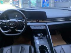 Hyundai Elantra 1.5L CVT Flagship Edition - фото 16