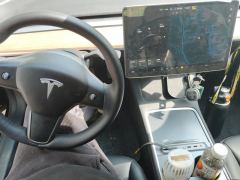 Tesla Model 3 Standard Range Edition - ფოტო 16