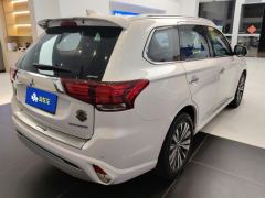 Mitsubishi Outlander 2.4L AWD Edition 7 - ფოტო 2