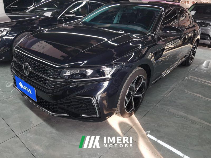 Volkswagen Passat 330TSI Star Elite Edition - ავტომობილი ჩინეთიდან