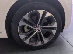 Jaguar F-PACE 340PS R-Dynamic SE - ფოტო 6