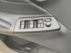 Toyota Avalon 2.5L Automatic Luxury Edition - photo 13