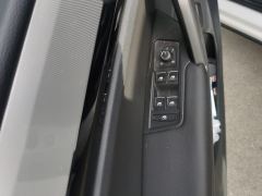 Volkswagen Tharu Tayron 330TSI 2WD 3 Year Anniversary Limited Edition - фото 13