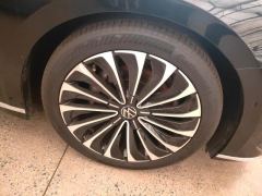 Volkswagen Phideon 380TSI Premium Edition - фото 6