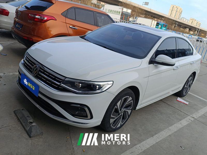 Volkswagen Bora 200TSI PRO Edition