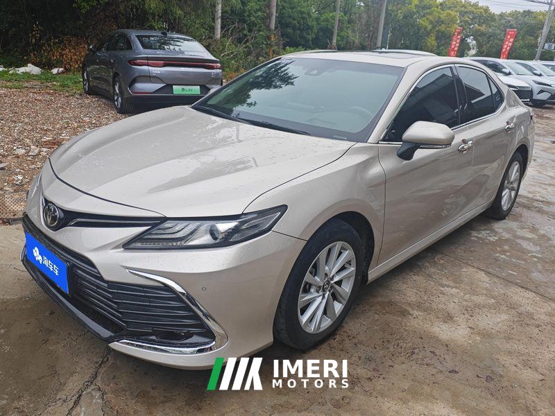 Toyota Camry 2.0G Luxury Edition