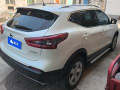 Nissan Qashqai 2.0L Smart Edition - ფოტო 2