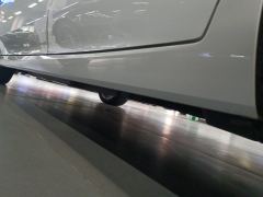 Toyota Avalon Dual-Engine 2.0L Luxury Edition - ფოტო 11