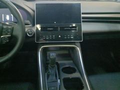 Toyota Avalon Dual-Engine 2.0L Luxury Edition - ფოტო 17