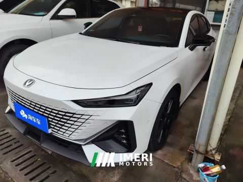 2022 Changan UNI-V 1.5T Version - car from China