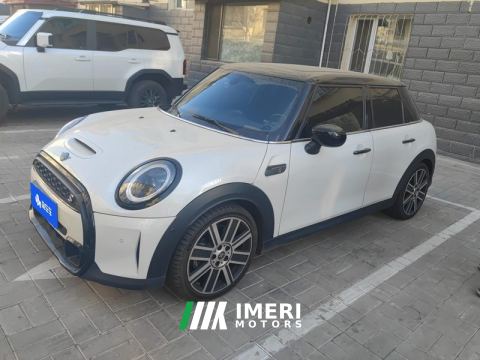 2023 MINI Facelift 2.0T COOPER S Artist Five-Door