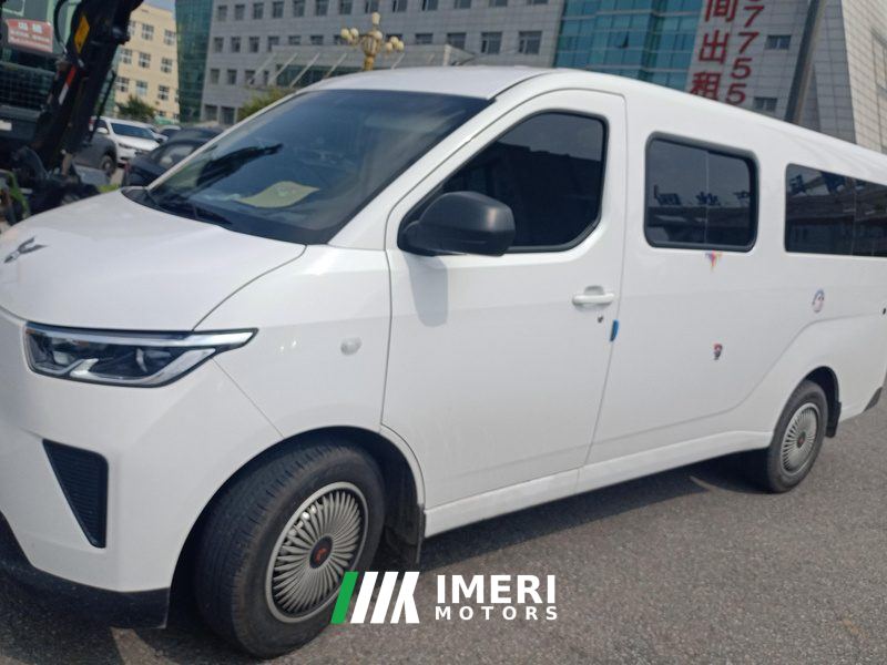 Wuling Yangguang 300km Version Edition 60kW 6 - ავტომობილი ჩინეთიდან