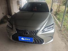 Lexus ES 200 Excellence Edition - фото 3