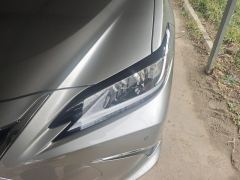 Lexus ES 200 Excellence Edition - фото 4