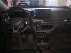 Honda Odyssey 2.0L Sharp Luxury Edition 7-seater - ფოტო 16