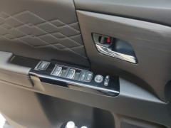 Honda Elysion e:HEV 2.0L Luxury Edition - ფოტო 13