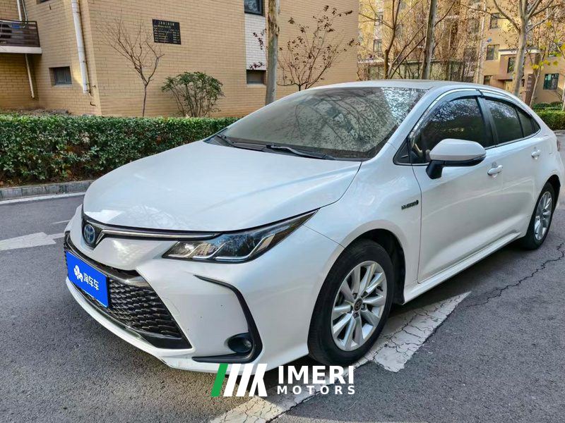 Toyota Corolla Dual-Engine 1.8L Elite Edition - ავტომობილი ჩინეთიდან