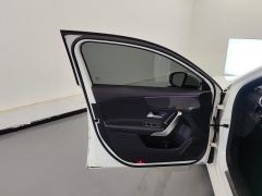 Mercedes-Benz A-Class (Imported) A 200 Dynamic - ფოტო 12