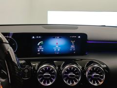 Mercedes-Benz A-Class (Imported) A 200 Dynamic - ფოტო 17