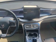 BYD Qin PLUS DM-i 55km Flagship - ფოტო 17