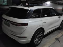 Lincoln Adventurer PHEV 1.5T AWD e Edition - фото 2