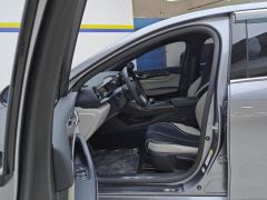 BYD Qin PLUS DM-i 120km Prestigious Edition - ფოტო 14
