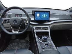 BYD Qin PLUS DM-i 120km Prestigious Edition - ფოტო 16