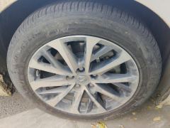 Lexus ES 300h Excellence Edition - ფოტო 6