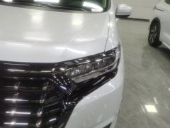 Honda Elysion e:HEV 2.0L Luxury Edition - фото 4
