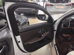 BMW 3 Series 325Li M Sport Package - ფოტო 12