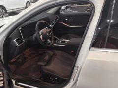 BMW 3 Series 325Li M Sport Package - ფოტო 14