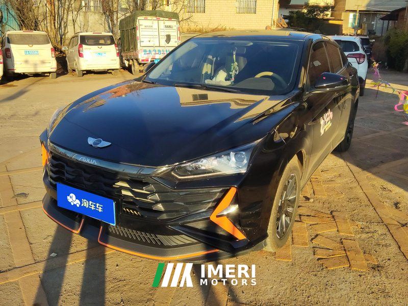 Dongfeng Yixuan 1.5L Edition - автомобиль из Китая