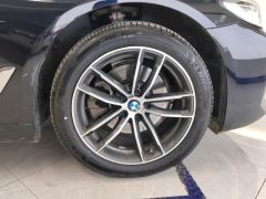 BMW 5 Series Facelift 525Li M Sport Package - ფოტო 6
