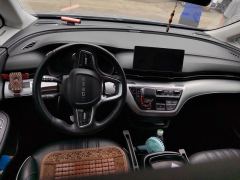 Roewe MG iMAX8 400TGI Flagship - photo 16