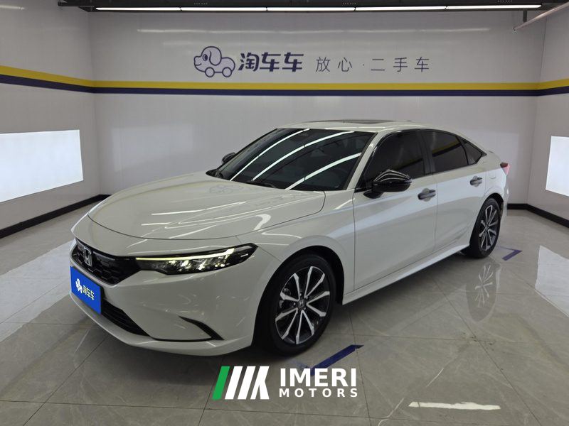 Honda Envix Style 240TURBO CVT Smart Edition
