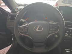 Lexus ES 200 Excellence Edition - фото 18