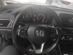 Honda Accord PHEV 2.0L E-CVT Edition - фото 12
