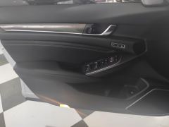 Honda Accord PHEV 2.0L E-CVT Edition - фото 7