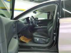 Hongqi E-QM5 431km Charging Fun Edition 5-seater - фото 14