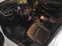 Toyota Corolla Dual-Engine 1.8L E-CVT Elite Edition - ფოტო 14