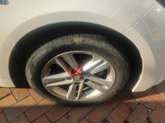 Toyota Levin Dual-Engine 1.8L Leading Edition - ფოტო 6