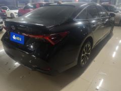 Toyota Avalon Dual-Engine 2.5L Luxury Edition - photo 2