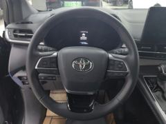 Toyota Gravia PHEV 2.5L VIP Edition - фото 18