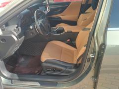 Lexus ES 300h Premium Edition - ფოტო 14