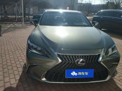 Lexus ES 300h Premium Edition - ფოტო 3